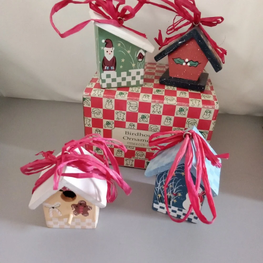 Vintage Christmas Birdhouse Ornaments Set of 4 Hand Painted Wood CCB-BRD Multi